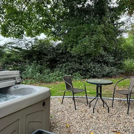 Villa Morrigan 7-Hot Tub-Pet Friendly-Boutique-Perthshire-Families Exterior foto
