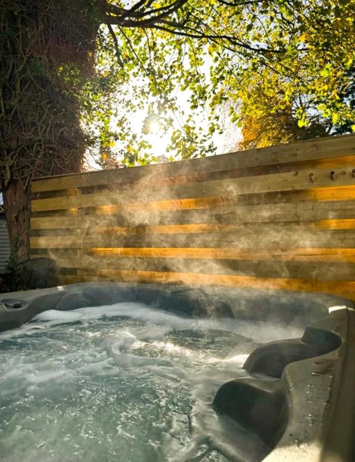 Chalet Morrigan 7-hot Tub-pet Friendly-boutique-perthshire-families Perth